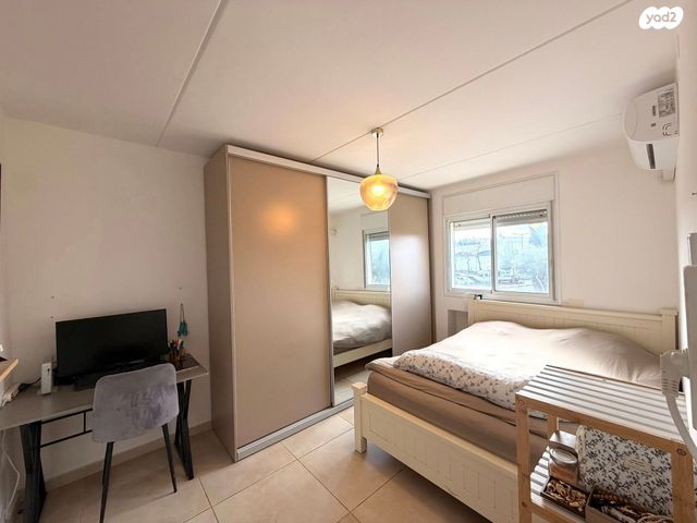 דירה, מגדים, כרמיאל