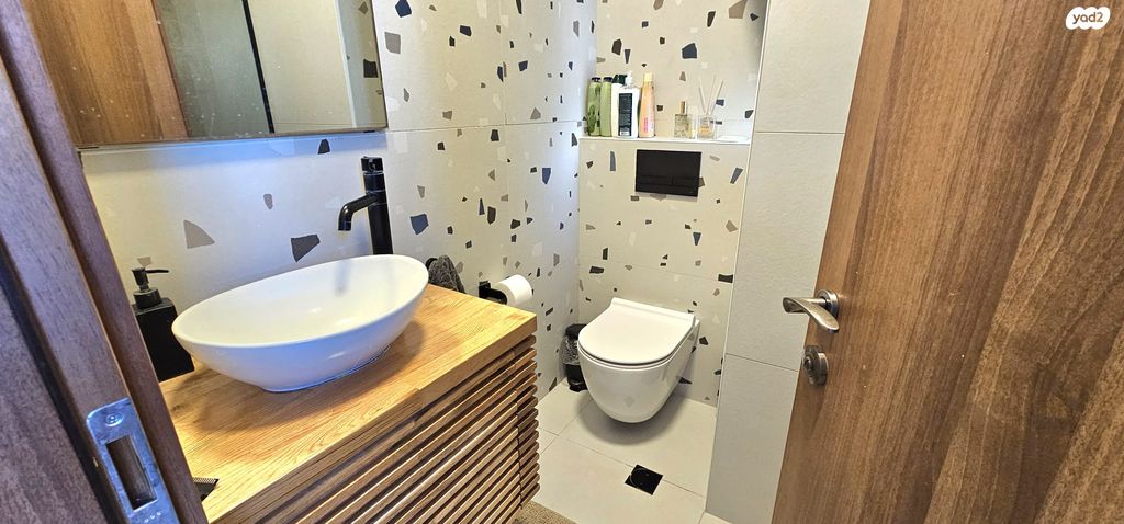 דירה, מגדיאל, הוד השרון