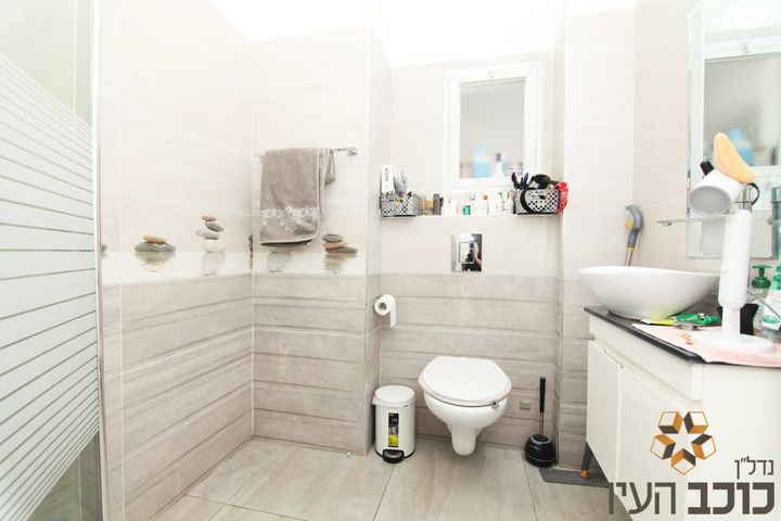 דירה, הרב יעקב רקח, נאות גנים, נתניה