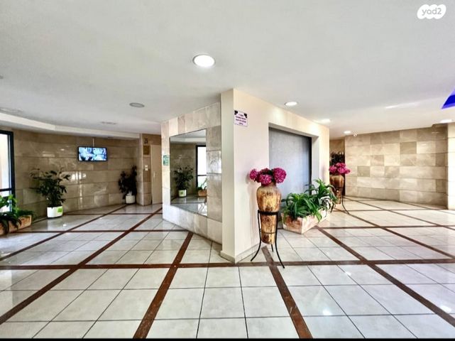 דירה, קרית השרון, נתניה