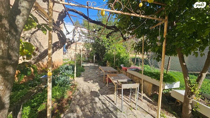 בית פרטי/ קוטג', איריס, דדו, מעלות תרשיחא