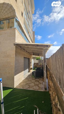 דירת גן, נשר, ערד