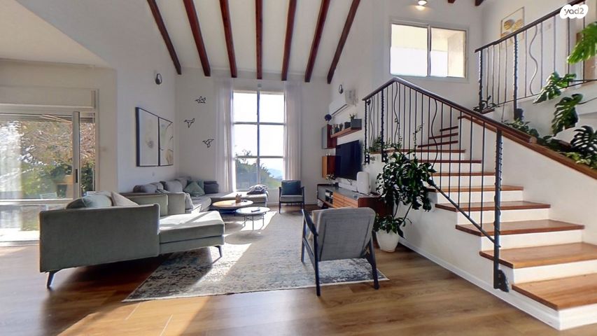 בית פרטי/ קוטג', צורית