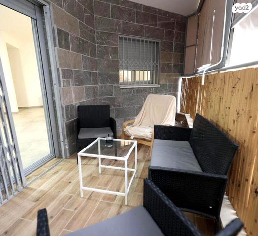 דירה, יוסף בורג 3, נווה זאב, נאות אילן, באר שבע