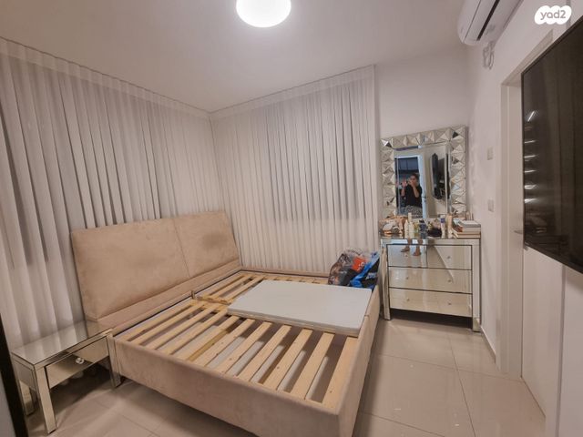 דירה, יעקב אבינו, אחיסמך, לוד