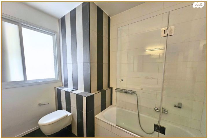 דירה, ראשונים, כפר סבא