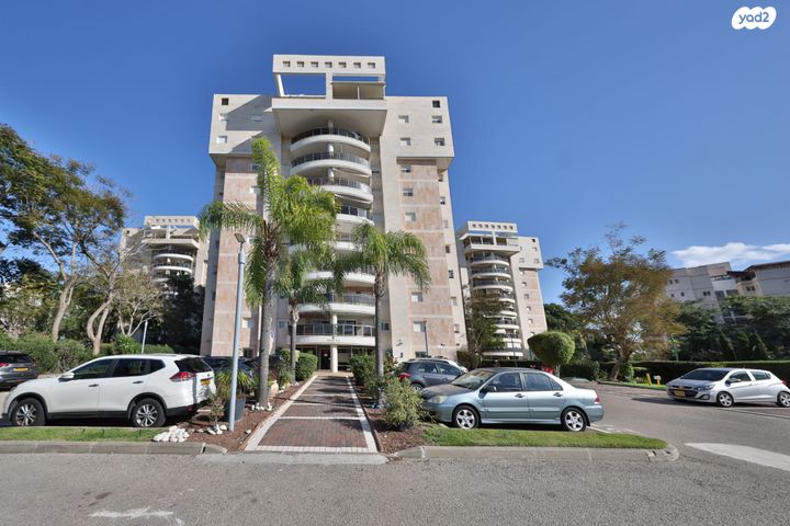 דירת גן, מנחם בגין 27, נווה גנים, קרית מוצקין