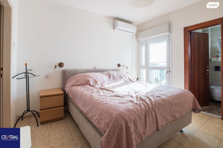 בית פרטי/ קוטג', ורד העמקים, יקנעם עילית