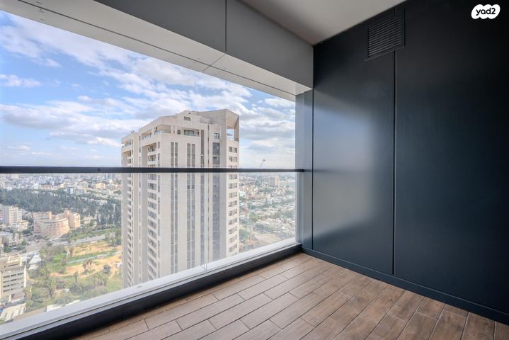 דירה, תוצרת הארץ 5, נחלת יצחק, תל אביב יפו