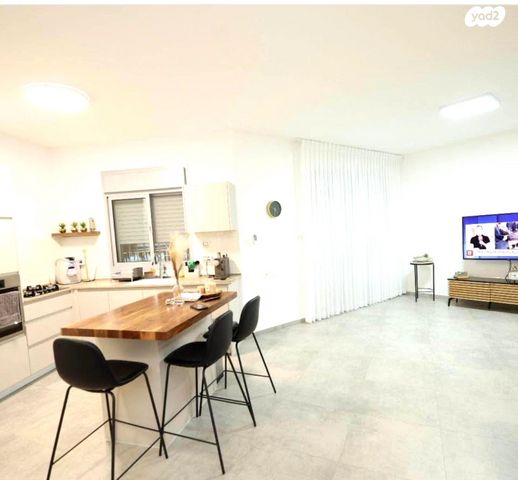 דירה, יוסף בורג 3, נווה זאב, נאות אילן, באר שבע