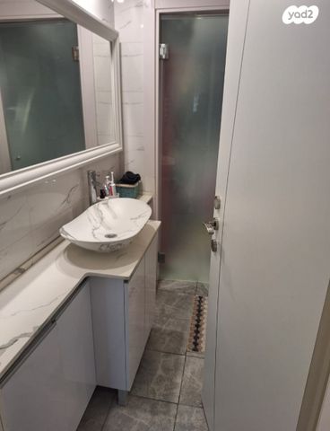 דירה, קרית השרון, נתניה