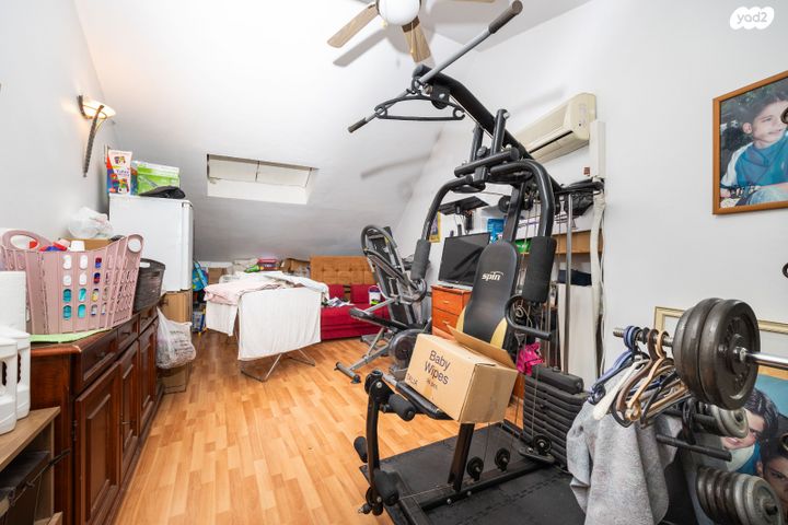 דירת גן, פרץ ברנשטיין, רמת שרת, ירושלים