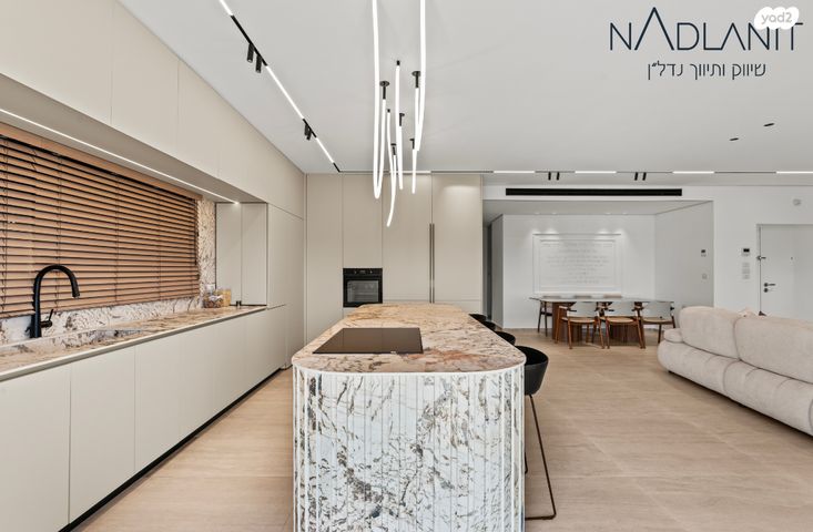 גג/ פנטהאוז, שמעון פרס, מורשת, מודיעין מכבים רעות