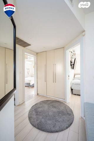 דו משפחתי, התומר, יעקב, זכרון יעקב