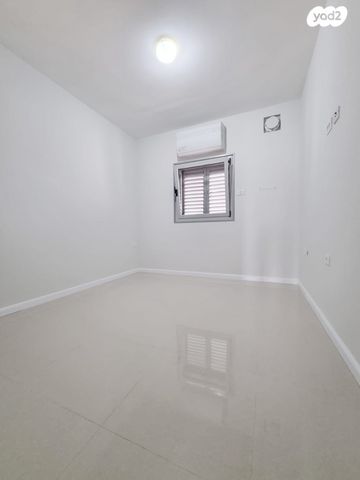 דירה, הדס, קרית אילון, חולון