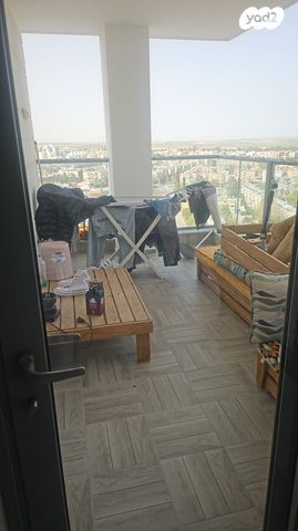 דירה, הפרחים, קרית גת