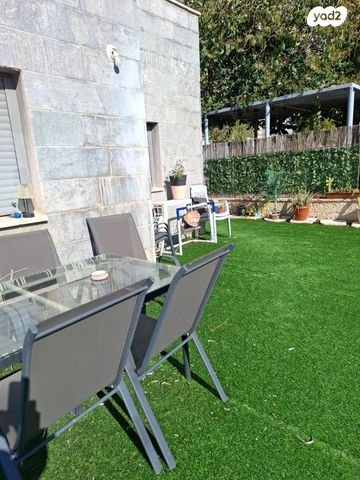 דירת גן, ברקת 18, אבני חן, חריש