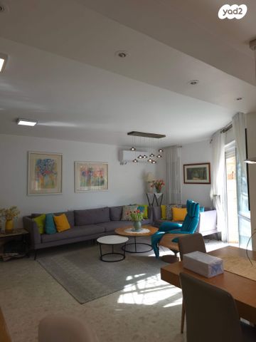 בית פרטי/ קוטג', מאיר ג'יניאו 3, ירושלים