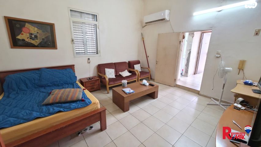 דירה, שפינוזה 1, שיכון גג, אזור