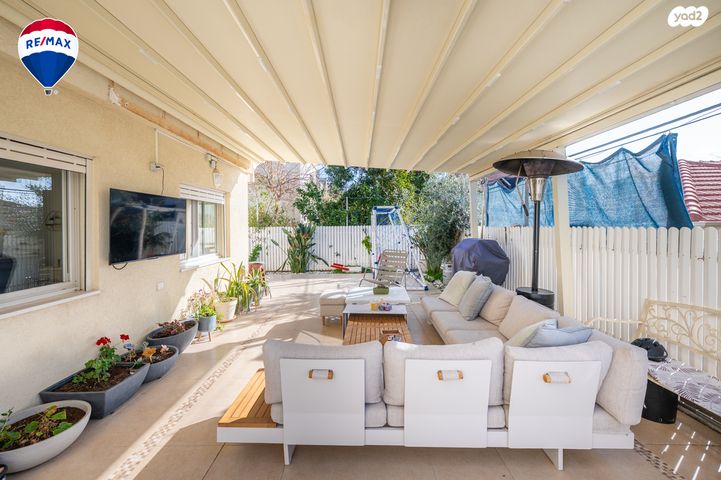 דו משפחתי, התומר, יעקב, זכרון יעקב