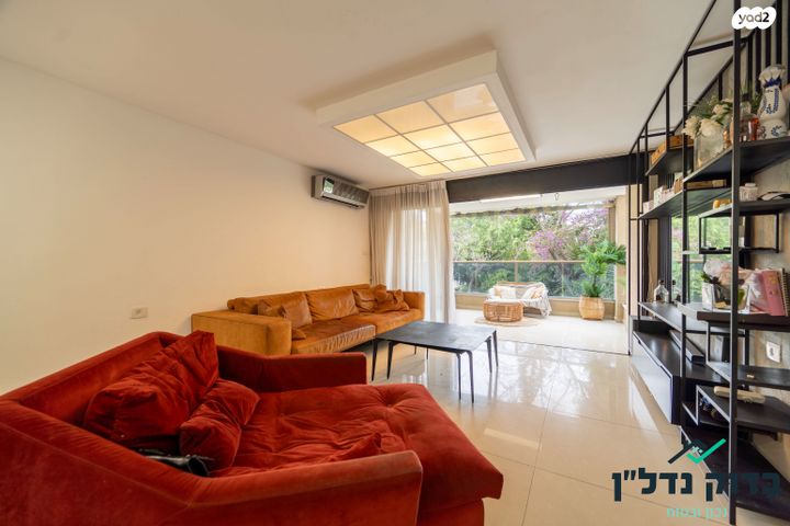 יהושע רבינוביץ 25