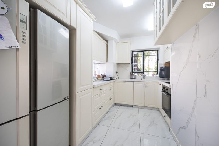 דירת גן, פרץ ברנשטיין, רמת שרת, ירושלים