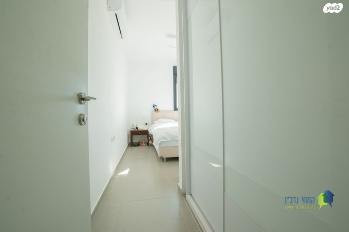 דירה, רועי קליין, קרית קריניצי, רמת גן