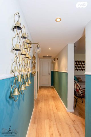 דירה, נחל אלכסנדר, צור יצחק, צור יצחק