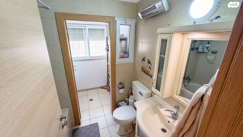 דירה, שביל המרגנית, אברהם דנינו, בן גוריון, עכו