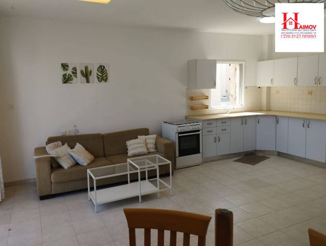 דירה, סמטת היסמין, נווה יהושע, ערמונים, רמת גן