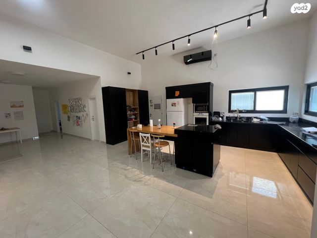 בית פרטי/ קוטג', אופקים