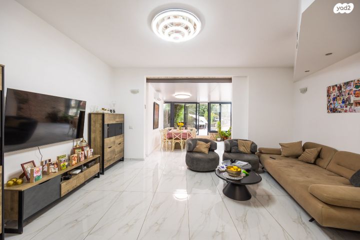 פרץ ברנשטיין 