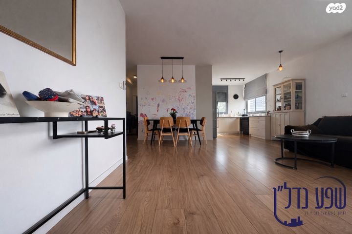 דירה, הצנחנים 4, אגרובנק, חולון