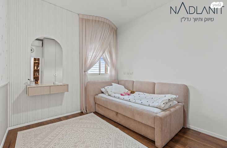 גג/ פנטהאוז, שמעון פרס, מורשת, מודיעין מכבים רעות