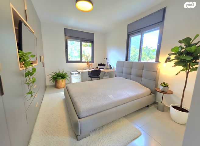 דירה, קרית שז"ר, רעננה