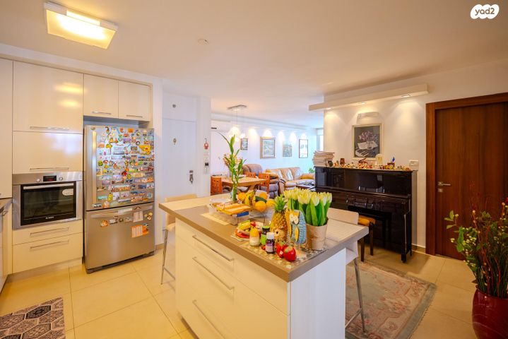 דירה, מעפילי אגוז 36, נווה חן, תל אביב יפו