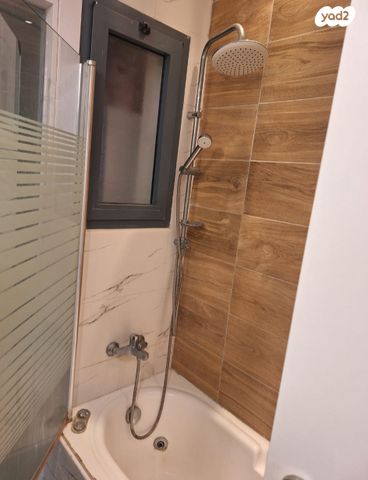 דירה, קרית השרון, נתניה