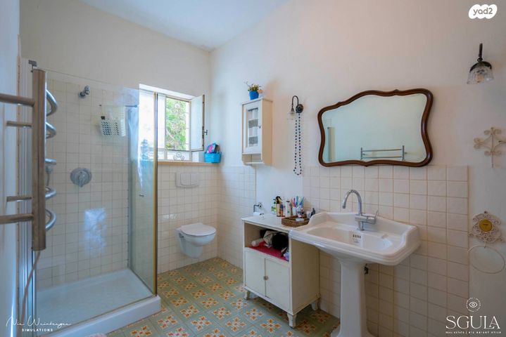 דירת גן, דרך הים, כרמל מערבי, חיפה