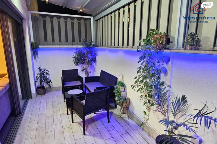 דירת גן, יהושע חנקין, אגרובנק, חולון