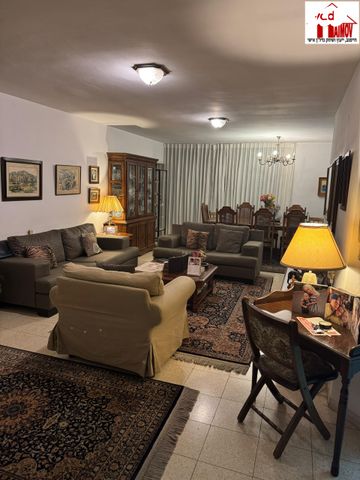 דירה, מרום נווה, רמת יצחק, רמת גן