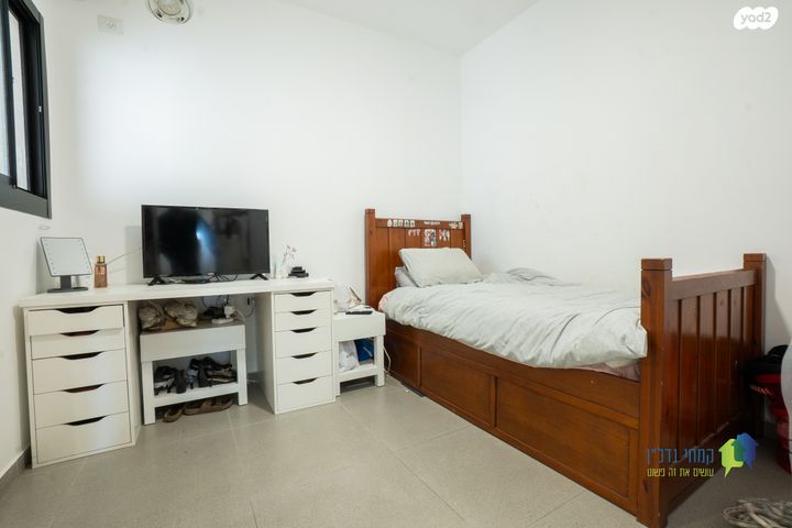 דירה, רועי קליין, קרית קריניצי, רמת גן