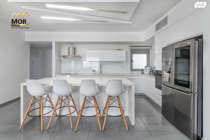 דירה, נאות רבין, יבנה