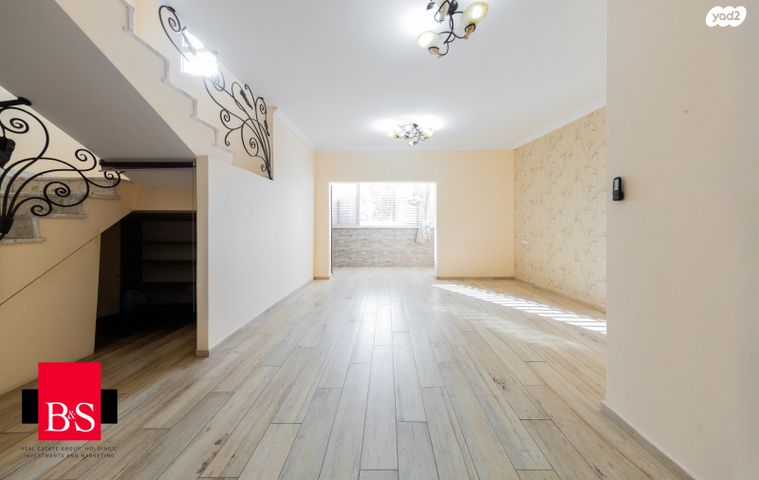 דירה, התור 5, קרית רבין, נתניה