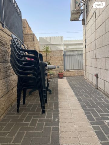 דירת גן, פסגת זאב, ירושלים