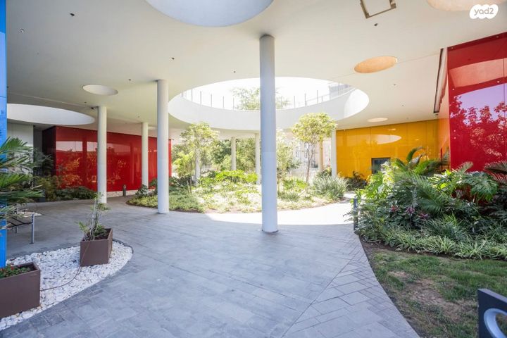 דירה, החלוץ, מורשה, רמת השרון