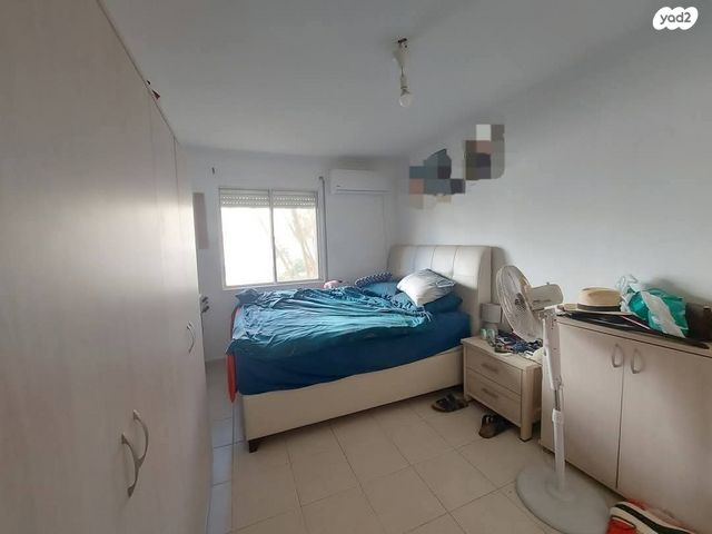 דו משפחתי, גבים, ערד