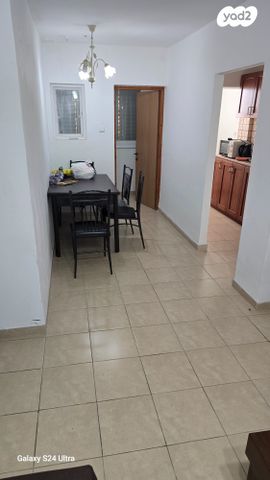 דירה, הוגו מולר, מרכז העיר, קרית אתא