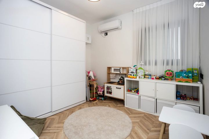 דירה, החלוץ, מורשה, רמת השרון