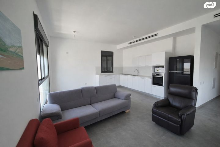 גג/ פנטהאוז, רמת יורם, נתיבות