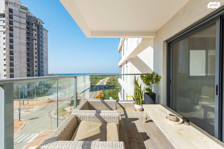 דירה, עין הים, חדרה